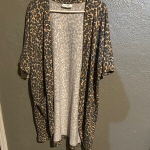 Chic Animal Print Kimono